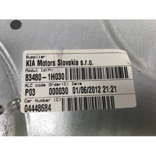 Склопідйомник задній правий механічний Kia Ceed 2006-2012 834801H030
